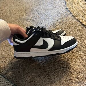 Nike Panda Dunks